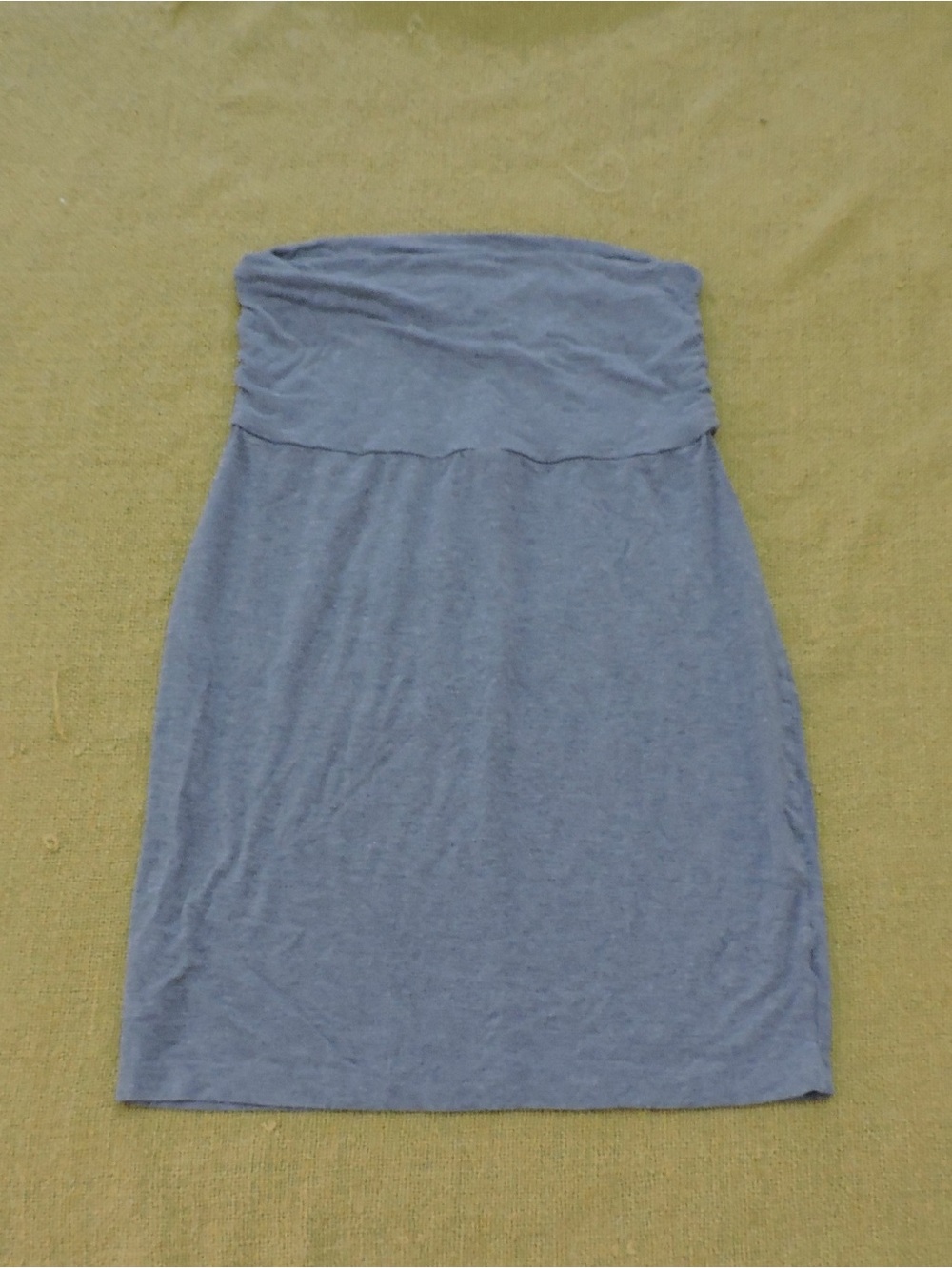 GAP Gray Skirt with Red Label Detail